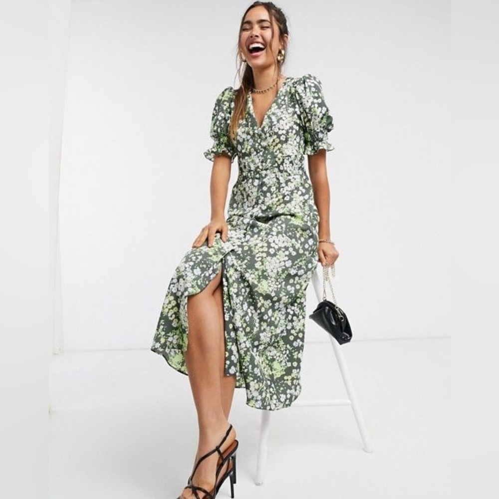 ASOS DESIGN button through maxi tea dress in green floral print Size 6